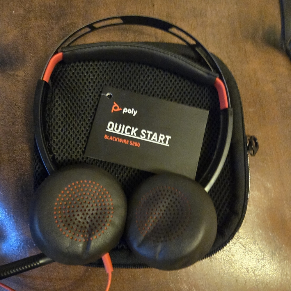 NEW Poly Headset - Picture 2 of 5